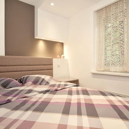 Hostgost Selected Suites - Skadarlija Square 베오그라드 외부 사진